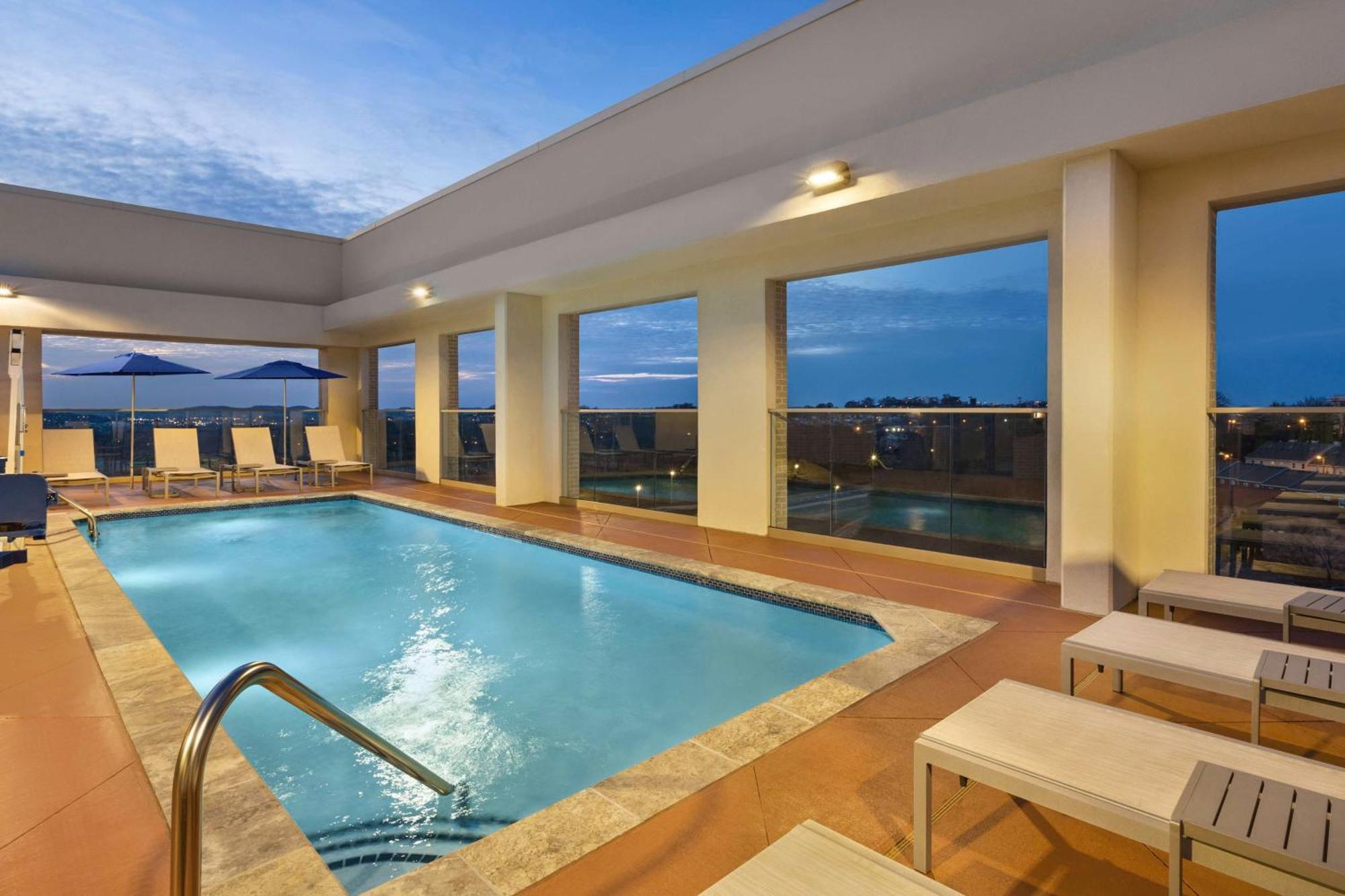 Hilton Garden Inn Nashville West End Avenue מראה חיצוני תמונה